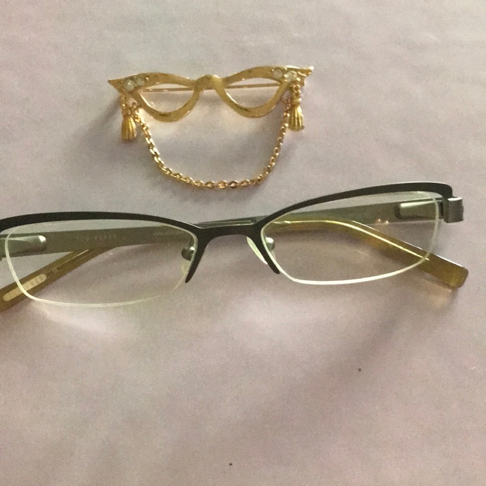 Ted Baker glasses and eyeglass holder pin